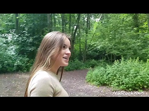 ❤️ Evelinari toki publiko batean izorratzen genuela proposatu nion! Baietz esan zuen. Orduan ipurdian izorratu eta ahoan esperma. Orduan bere burua haserretu zen. ❤ Porno %eu.com-pornzog.ruan ❌️❤