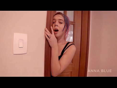 ❤️ Nire anaiarengana itzuli nintzen. Bere neska-lagunarekin sexu harremanak izan nituen. itzulera lesbiana. ❤ Porno %eu.com-pornzog.ruan ❌️❤